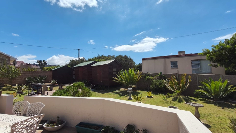 4 Bedroom Property for Sale in Dana Bay Western Cape